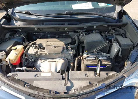 2018 Toyota Rav4 Xle from USA, damaged, VIN 2T3RFREV0JW704159